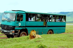 Student field visit.jpg